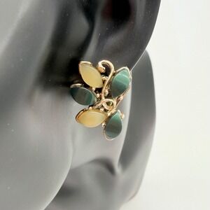 Vintage Jade Green & Cream Glass Cluster Clip‎ On Earrings Gold Tone Floral